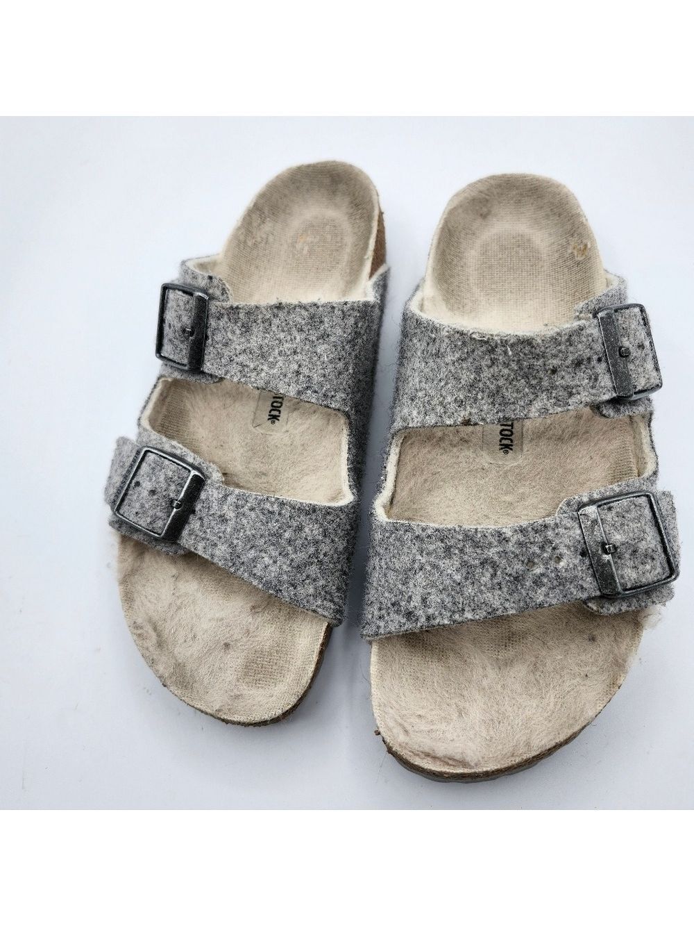 Women’s Birkenstocks Felt with Sherpa lining Sz 36
